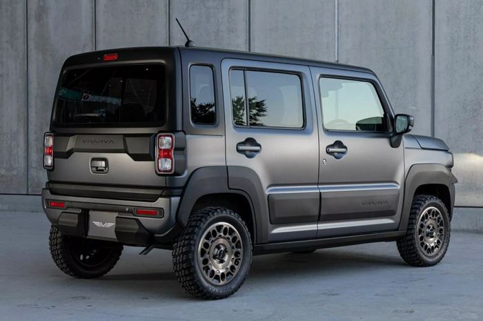 penampakan adik Suzuki Jimny bernama Suzuki Hustler yang tampil lebih garang berkat body kit Vrarva IO