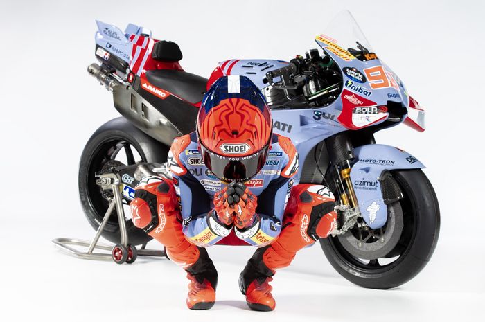 Intip nih tampang Marc Marquez pakai 'baju dinas' resmi Gresini Racing Ducati untuk MotoGP 2024.
