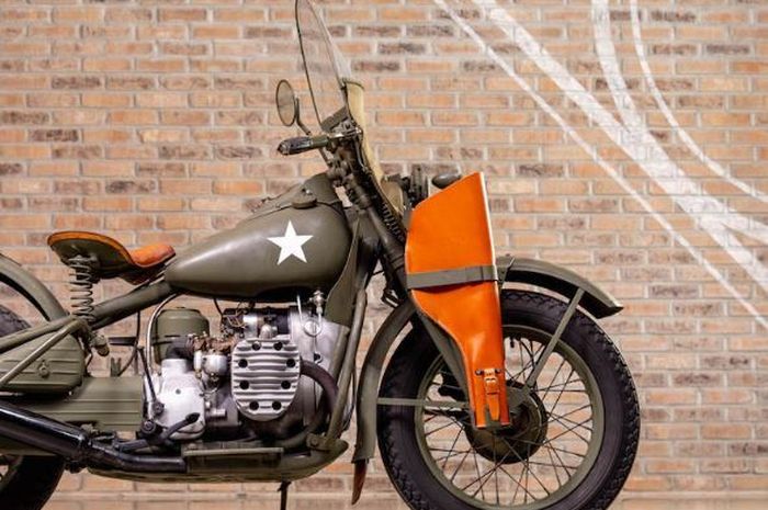 penampakan Harley-Davidson XA yang tidak pakai mesin V-Twin, tapi boxer mirip motor BMW