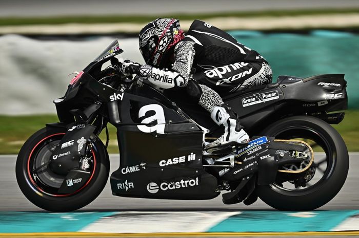 Sangat banyak komponen aerodinamika Aprilia RS-GP di tes MotoGP Sepang