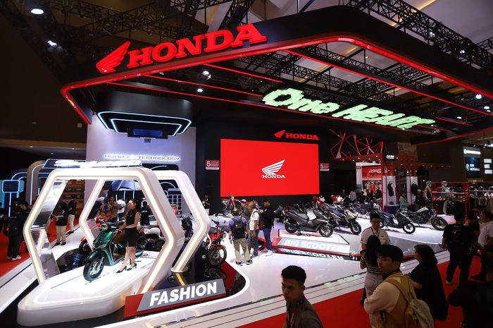 (ilustrasi) suasana booth Honda motor (AHM)
