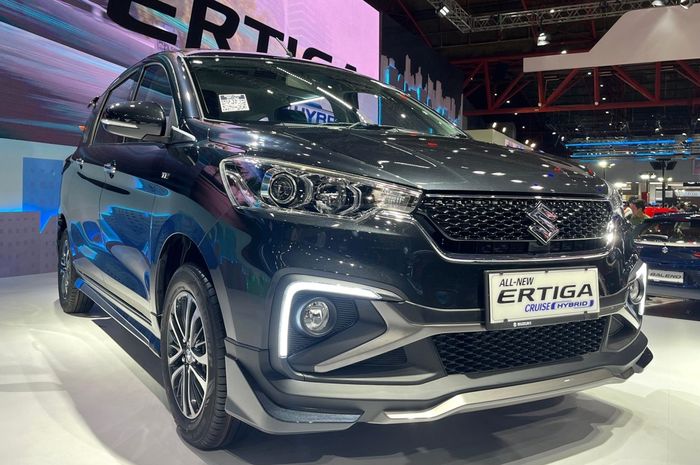 Gantikan varian Sport sebagai varian flagship, segini target penjualan Suzuki Ertiga Hybrid Cruise.