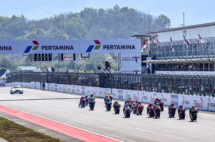 Harga tiket MotoGP Indonesia 2024 dan ARRC Mandalika 2024 diumumkan, bisa dibeli mulai Maret nanti, harga mulai Rp 700 ribu!