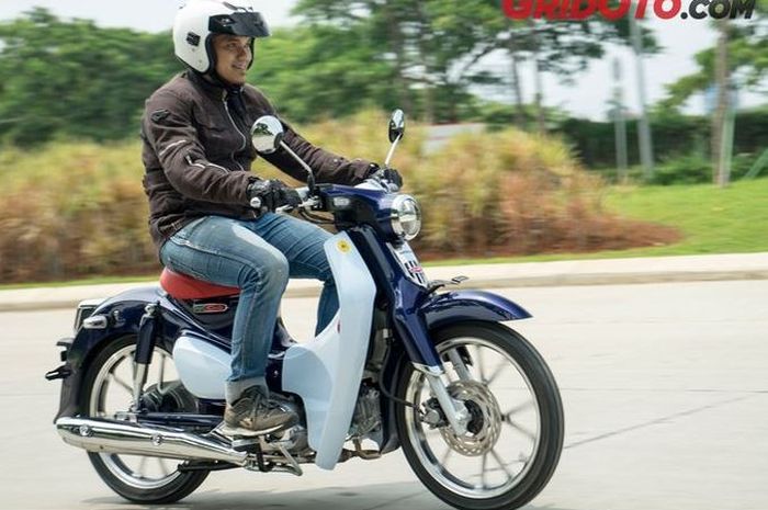 harga motor baru bebek retro Honda Super Cub C125 per Maret 2024