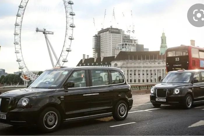 Black Cab London alias Taksi Hitam London Inggris