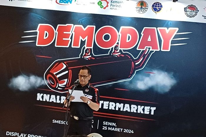 Asosiasi Knalpot Seluruh Indonesia (AKSI) menggelar demoday karena omzet turun sampai 80 persen gara-gara razia Polisi