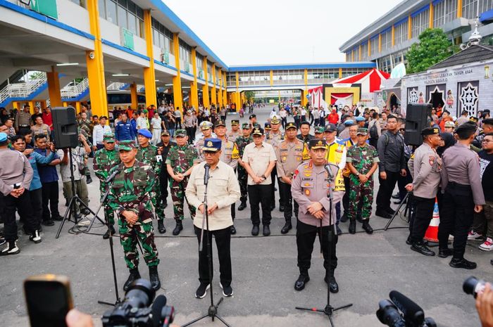 Kapolri cek jalur mudik di Jawa Timur