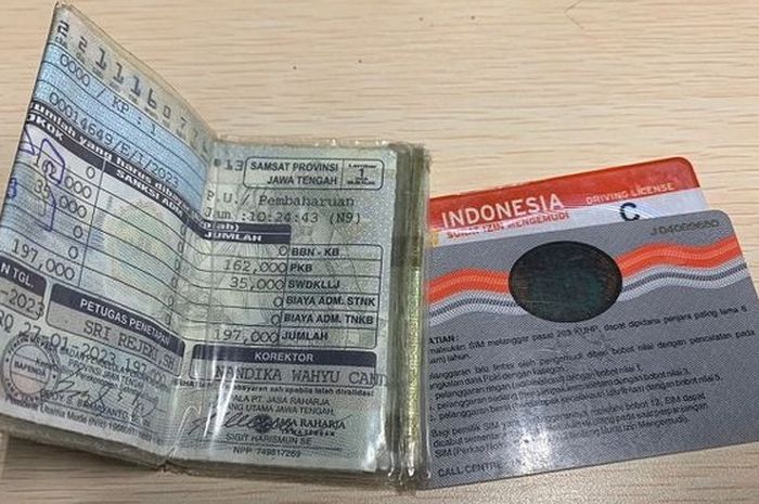 Ilustrasi SIM dan STNK