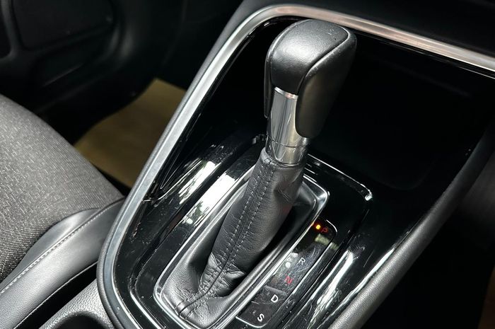 Ilutsrasi transmisi CVT Honda HR-V SE