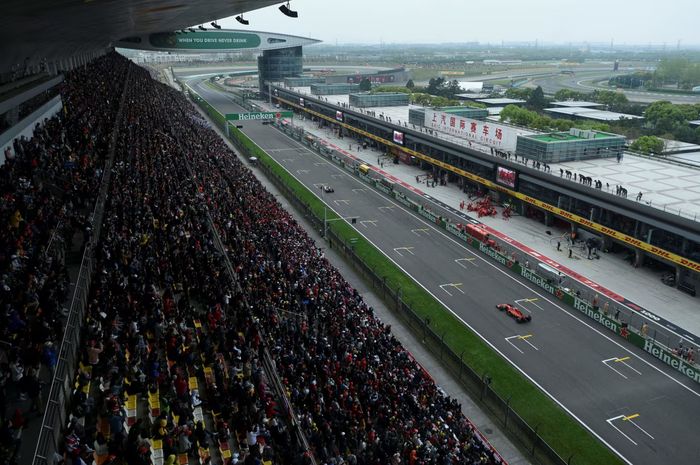 Tahun ini beda lagi, begini ubahan pada format akhir pekan balap sprint yang digelar pertama kali di F1 China 2024.