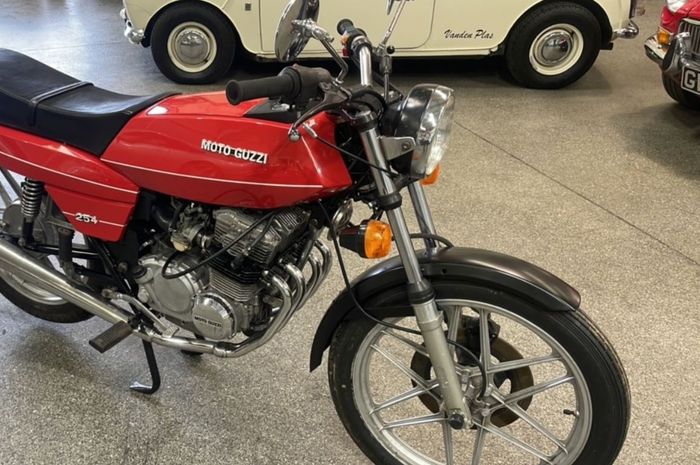 Motor Sport Klasik Moto Guzzi Ini Bikin Ninja ZX-25R Salim, Lihat Speknya