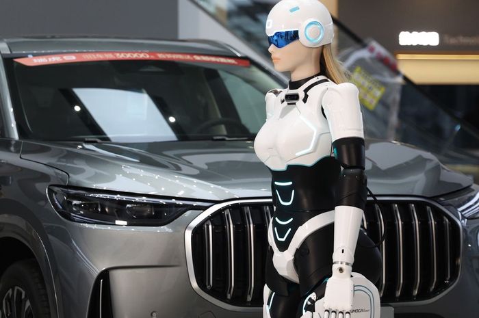 Robot berteknologi AI (Artificial Intelligent) yang dikembangkan oleh Chery Group bernama Mornine.