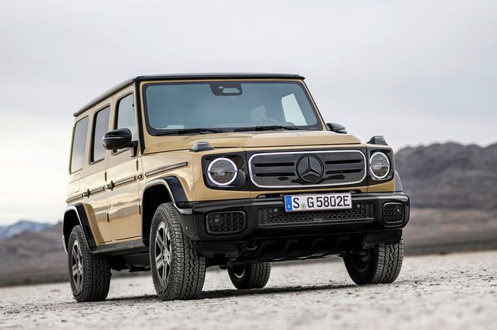 Mercedes-Benz G580 with EQ Technology mendapatkan empat motor listrik penggerak semua roda.