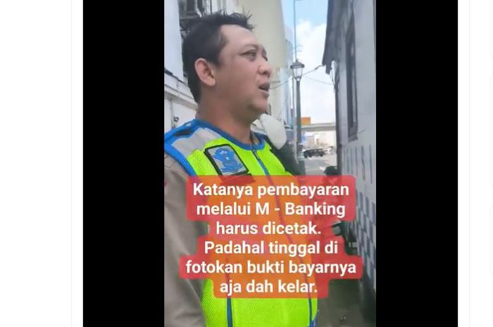 Debat pelanggar yang sudah bayar denda tilang via M-Banking dengan Polisi yang ngotot minta bukti cetak
