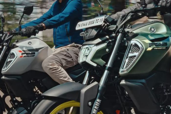 penampakan motor naked bike baru Yamaha FZ-S Fi Ver 4.0 DLX, fiturnya ngalahin MT-15 versi Indonesia
