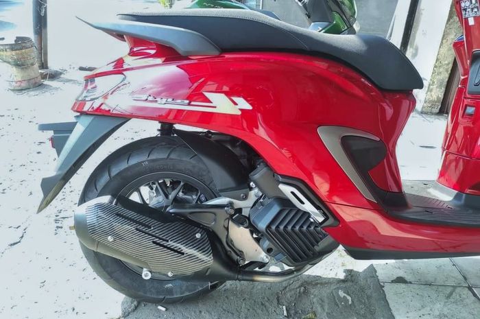 Siapkan dana segini jika pasang knalpot Vespa matic di Honda Stylo 160 