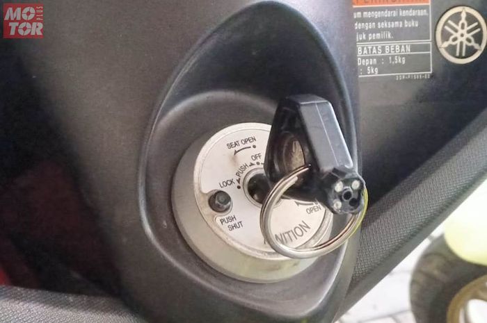 Ilustrasi kunci kontak Yamaha NMAX