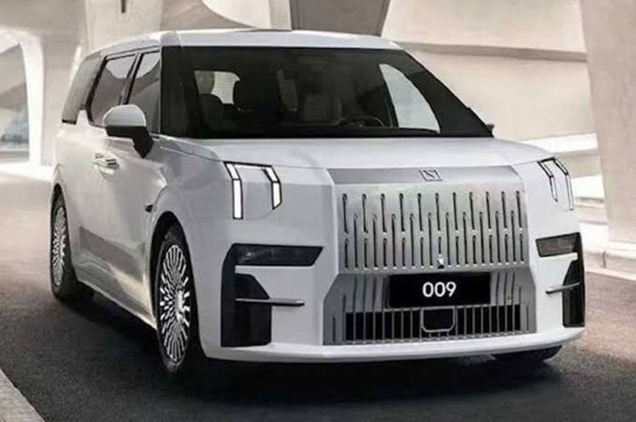 Zeekr 009 disebut bakal diboyong ke Indonesia