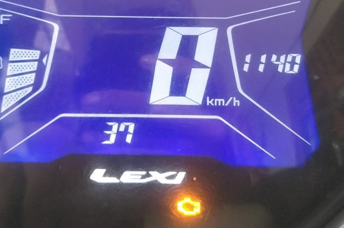 Ilustrasi kode error 37 di motor matic Yamaha