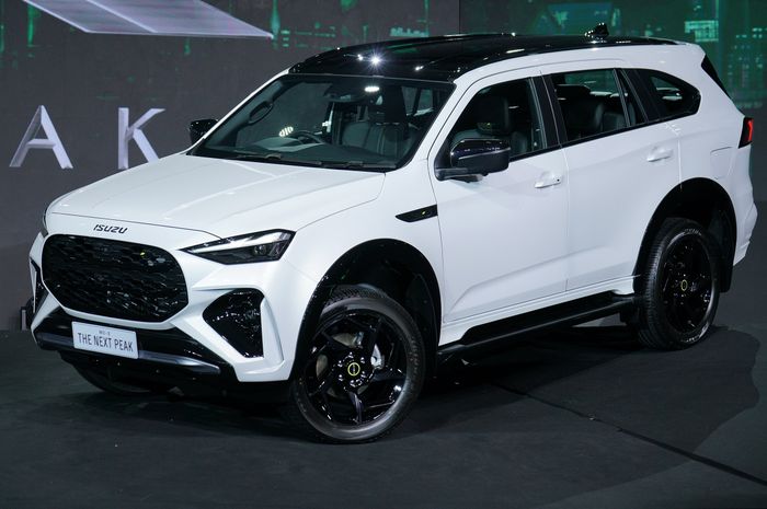 Isuzu MU-X RS meluncur sebagai varian baru di Thailand.