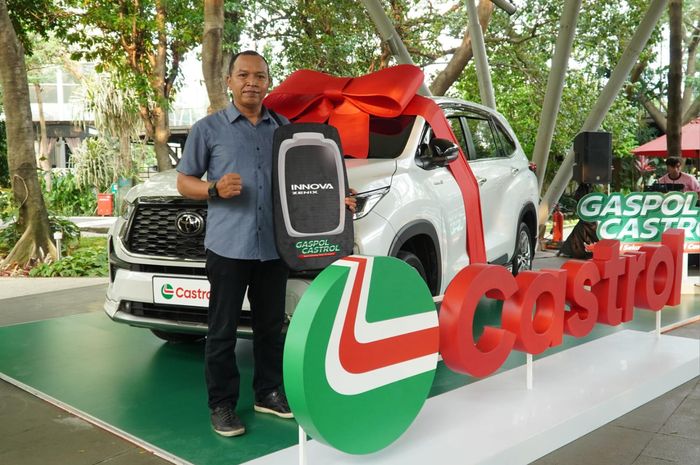 Saban, pengemudi ojek online (ojol) yang beruntung memenangkan hadiah utama berupa mobil dalam program GASPOL Castrol