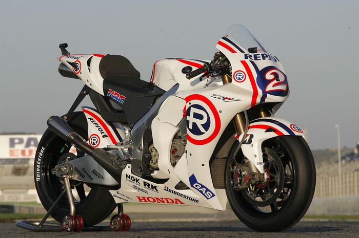 Livery spesial tim Repsol Honda MotoGP di seri Valencia 2008