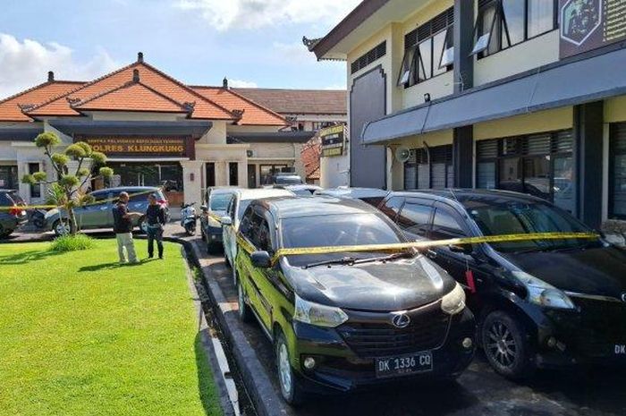Barang bukti 28 mobil bodong di Polres Klungkung hasil penindakan di Nusa Penida