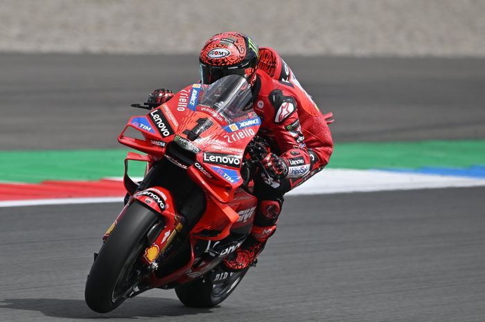 Pecco Bagnaia menguasai FP1 MotoGP Belanda 2024