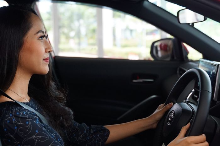 Jadilah pengemudi yang bijak dan menghargai pengguna jalan lain. Berikut ini tips mengemudi aman di jalan perumahan dari Auto2000