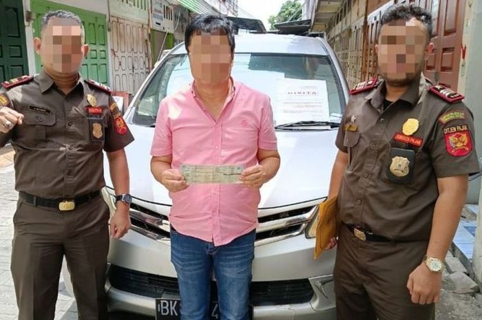 Kantor Pelayanan Pajak (KPP) Pratama Medan Timur sita Toyota Avanza karena pemilik tunggak pajak Rp 60 juta