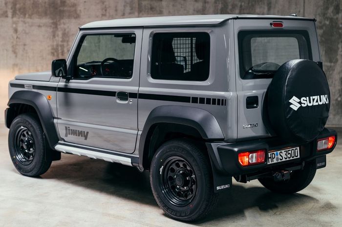 penampakan mobil baru Suzuki Jimny Horizon yang meluncur di Jerman sebagai edisi spesial sebelum disuntik mati