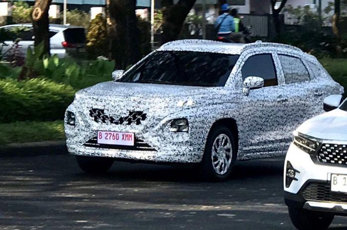 Suzuki Fronx dengan kamuflase sudah terpantau di daerah Cikarang, Jawa Barat 