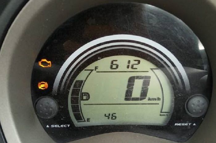 Ini arti kode 46 yang muncul pada speedometer Yamaha NMAX 