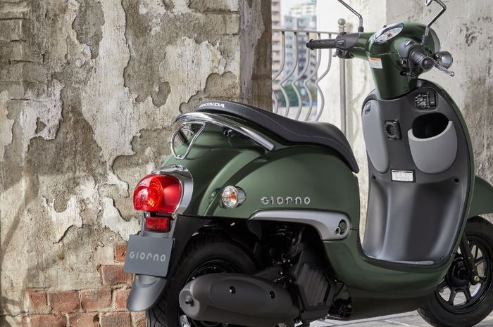 penampakan Honda Giorno, skutik retro adik Honda Scoopy