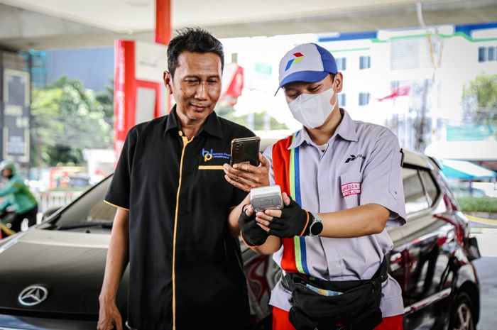 (Foto ilustrasi) Pertamina kembali memperluas pendataan QR Code pembelian Pertalite 