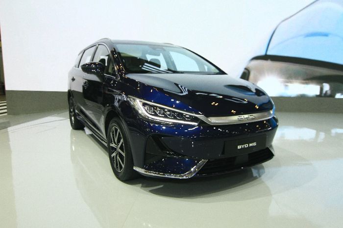 BYD M6 meluncur di GIIAS 2024