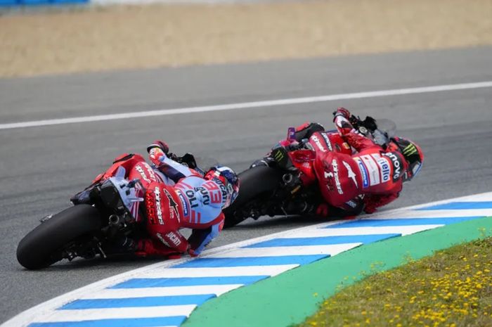 Pecco Bagnaia dan Marc Marquez terlihat tidak begitu akur