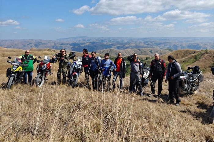 Klub motor Legend Riders ngegas lagi, kali ini ke Pulau Sumba, NTT