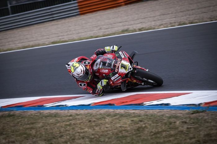 Alvaro Bautista bakal keluar, Ducati siapkan pembalap MotoGP buat jadi pengganti, siapa?