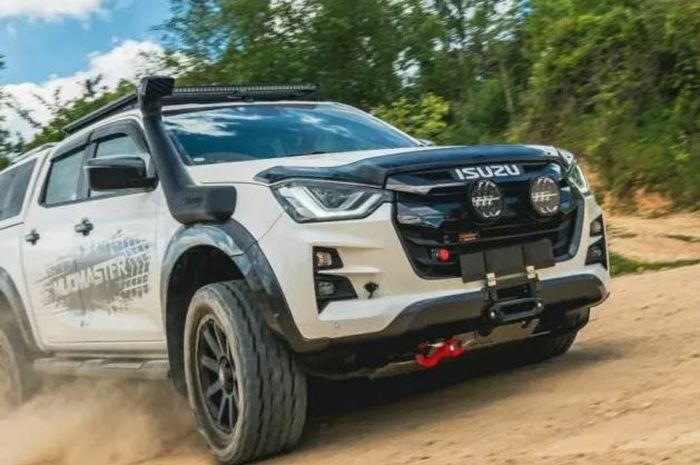 penampakan mobil baru Isuzu D-Max Mudmaster