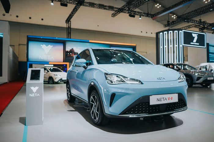 Ilustrasi Neta V-II, salah satu mobil listrik dengan biaya kepemilikan paling murah di GridOto Award 2024.