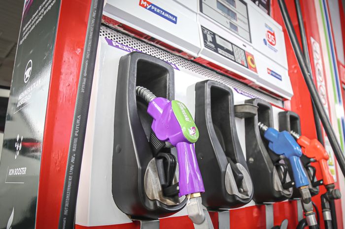 Kabar gembira, harga bahan bakar minyak (BBM) Pertamina non-subsidi turun harga mulai 1 Oktober 2024.