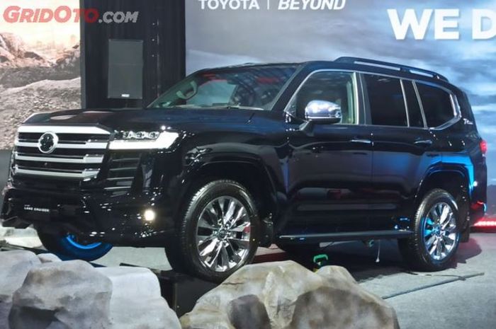 harga mobil baru Toyota Land Cruiser 300 per Agustus 2024