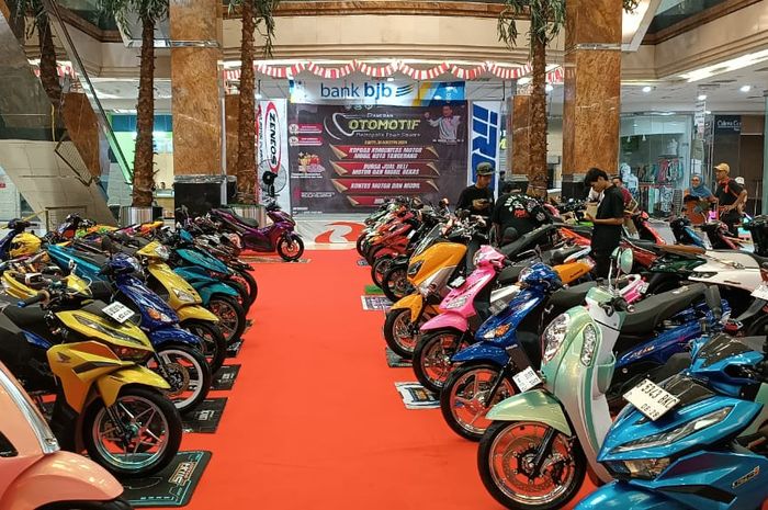 Ada kontes modifikasi untuk berbagai jenis motor di Pameran Otomotif IMI Kota Tangerang