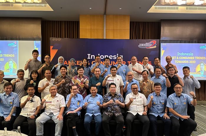 Produsen, distributor, dan importir pelumas harus mulai mencari peluang dan alternatif bagi usahanya