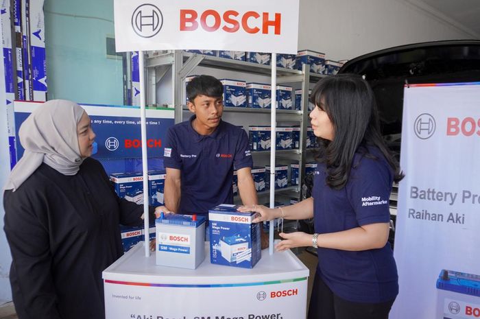 Ilustrasi pembelian produk asli Bosch
