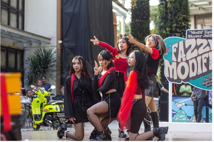 Rangkaian kegiatan hiburan di Fazzio Modifest 2024 Bekasi