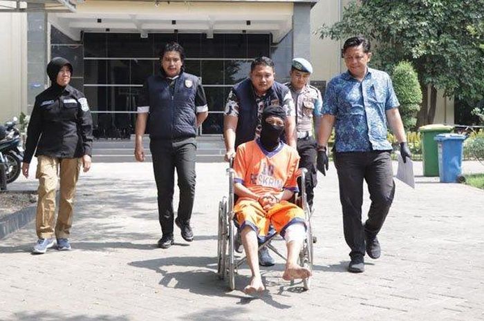 WAI (29) aktor aksi perampokan dua minimarket di Kediri, Jawa Timur berhasil diringkus Polisi