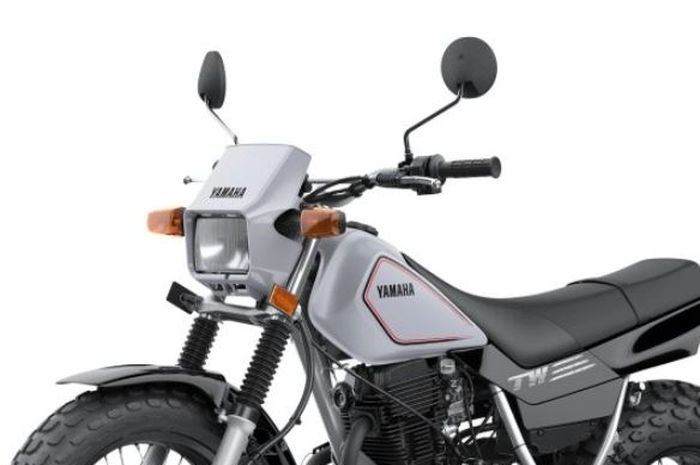 penampakan motor baru Yamaha TW200 model 2025, bentuknya mirip trail jadul