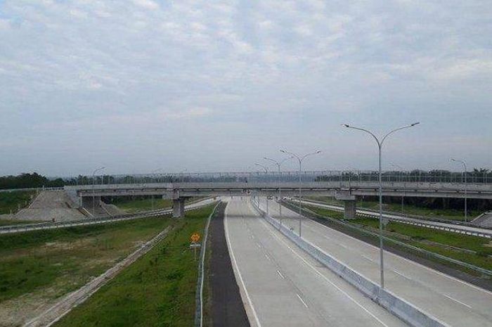 Tol Solo-Jogja yang akan diresmikan menghubungkan Gerbang Tol Banyudono hingga Gerbang Tol Ngawen di Klaten.